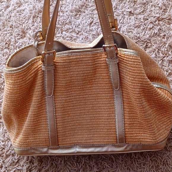 🎉🎉🎉HP!Michael Kors Bag - Picture 1 of 9